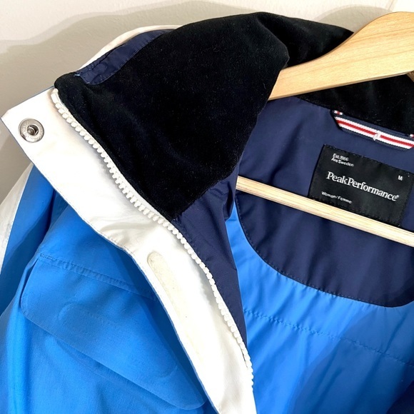 PEAK PERFORMANCE MORZINEJ GORE-TEX Performance Shell Ski Jacket Women Size M - Picture 8 of 16